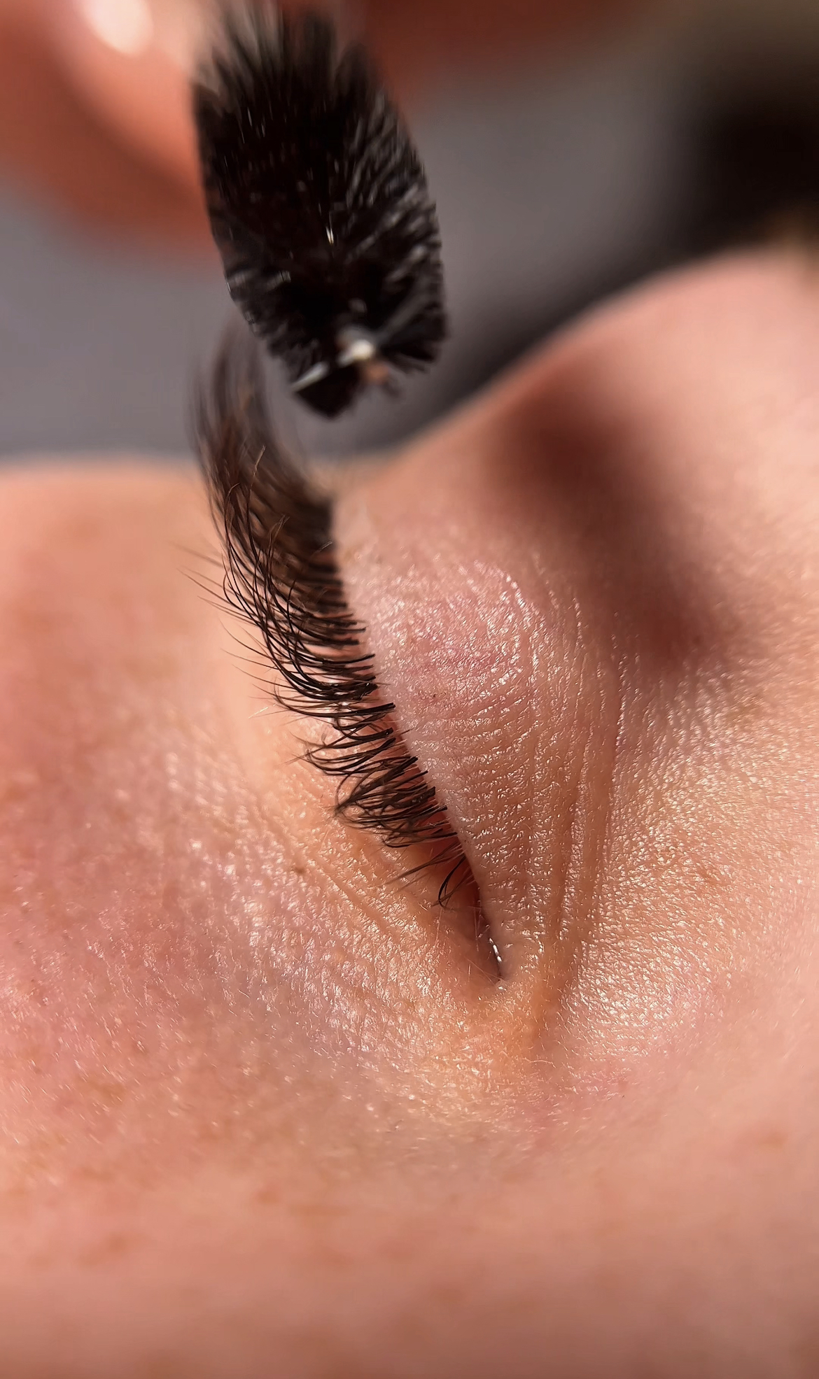 Процесс наращивания ресниц в студии TM_BEAUTY Сокол